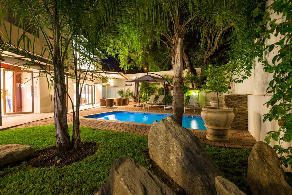 Montebello Guesthouse Windhoek Kültér fotó