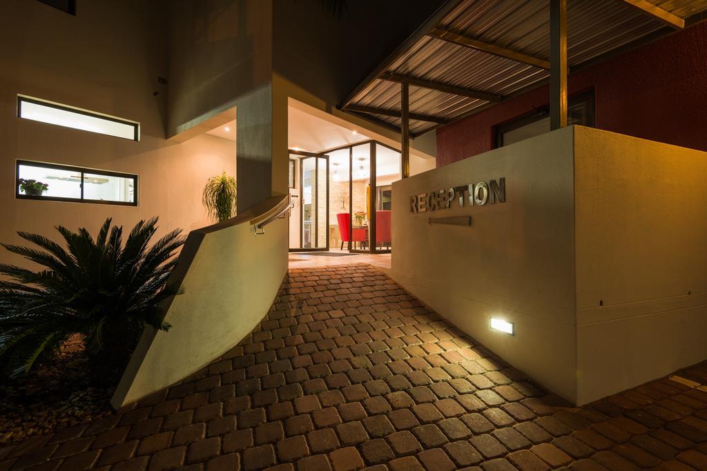Montebello Guesthouse Windhoek Kültér fotó